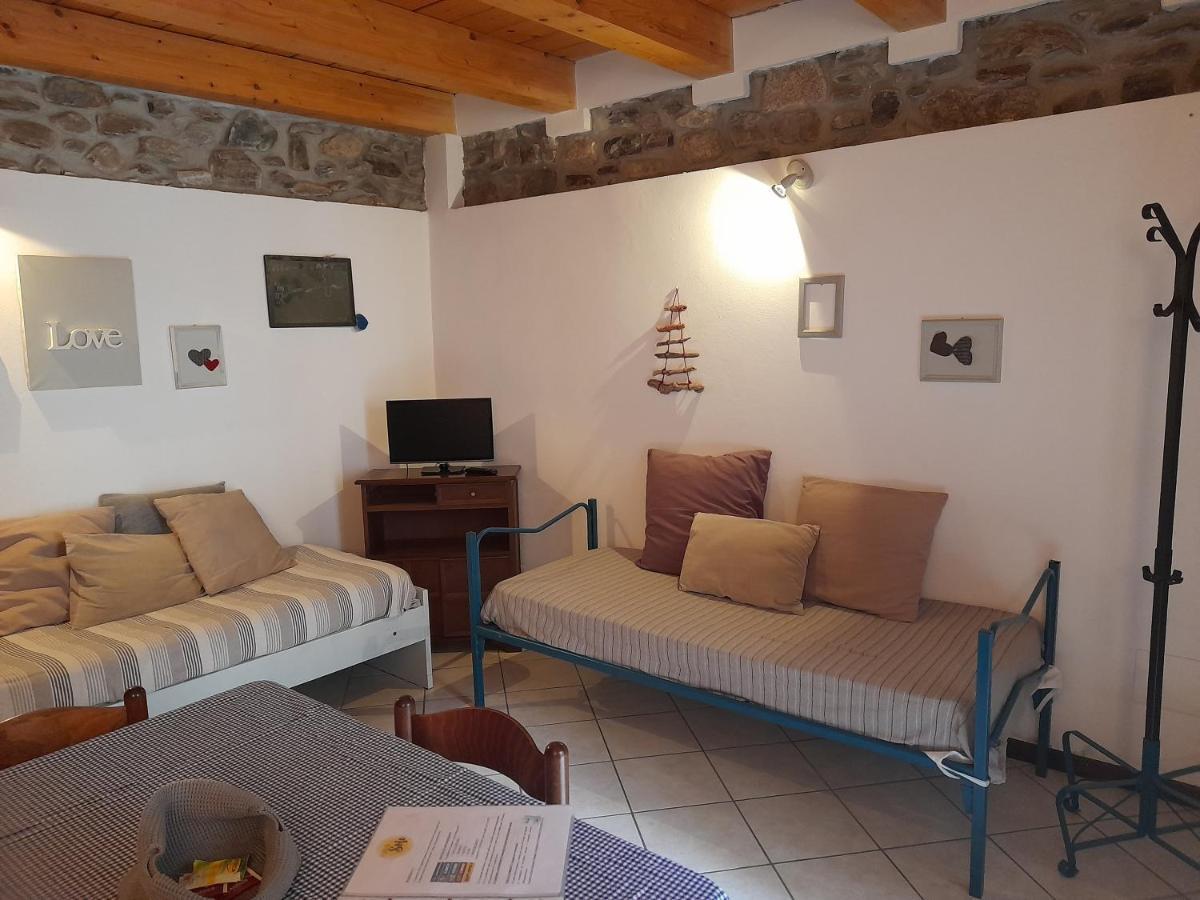 Ferienwohnung A Casa Di Sole Brovello-Carpugnino Exterior foto