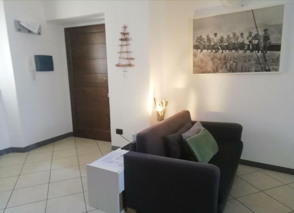 Ferienwohnung A Casa Di Sole Brovello-Carpugnino Exterior foto